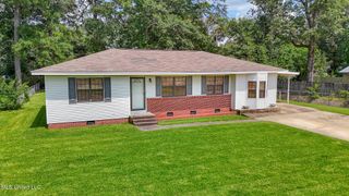 206 Oak Park Drive, Pearl, MS 39208