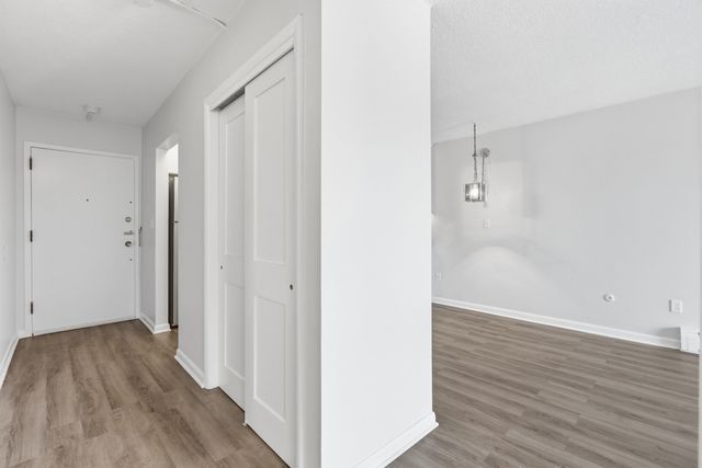 164 Galen St 62, Watertown, MA 02472