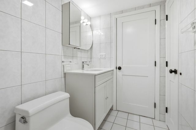 164 Galen St 62, Watertown, MA 02472