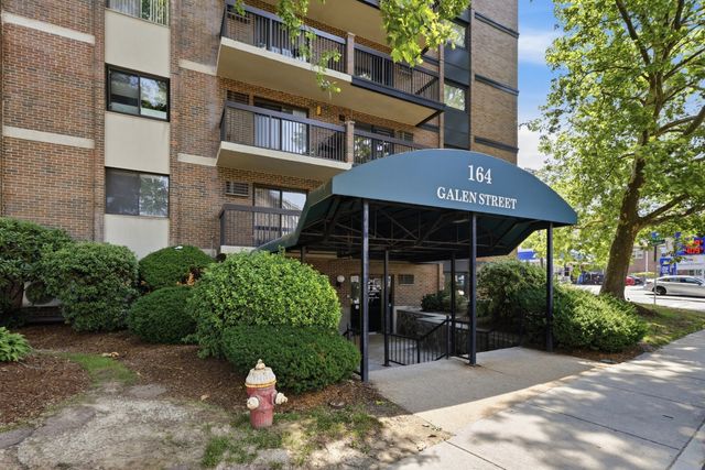 164 Galen St 62, Watertown, MA 02472