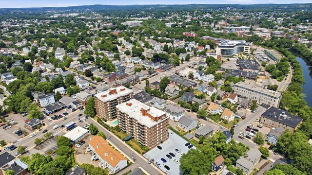 164 Galen St 62, Watertown, MA 02472