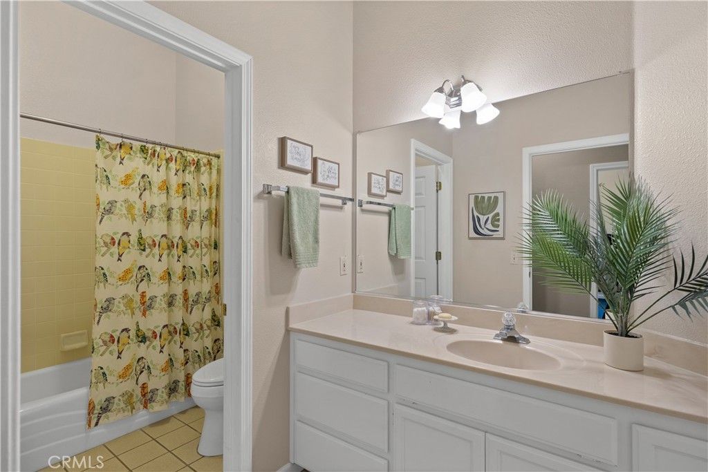 Image 33 of property listing at 505 Mission Santa Fe, Chico, CA 95926