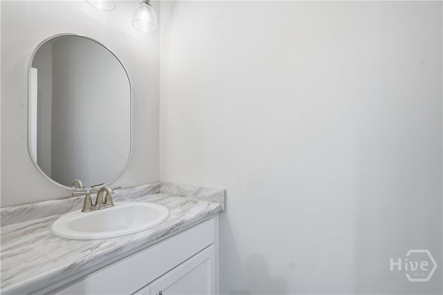 33 Travis Street, Savannah, GA 31406