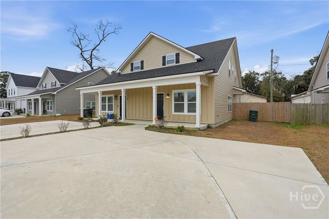 33 Travis Street, Savannah, GA 31406