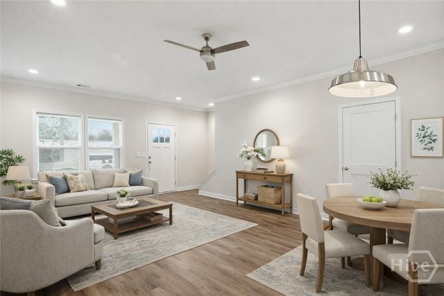 33 Travis Street, Savannah, GA 31406