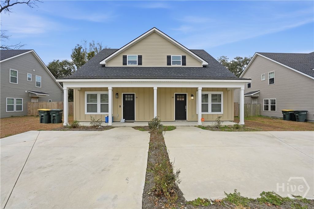 33 Travis Street, Savannah, GA 31406