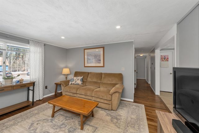 44 Benlor Drive, Conway, NH 03818