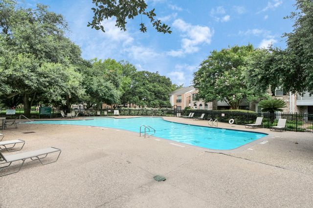 832 Wax Myrtle Lane 832, Houston, TX 77079