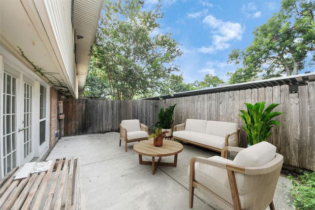 832 Wax Myrtle Lane 832, Houston, TX 77079