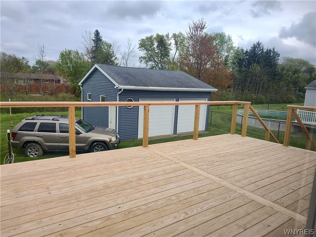 104 Chapel Glen Drive, Hamburg, NY 14075
