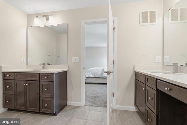 10418 JOHN GLENN ST, Lanham, MD 20706