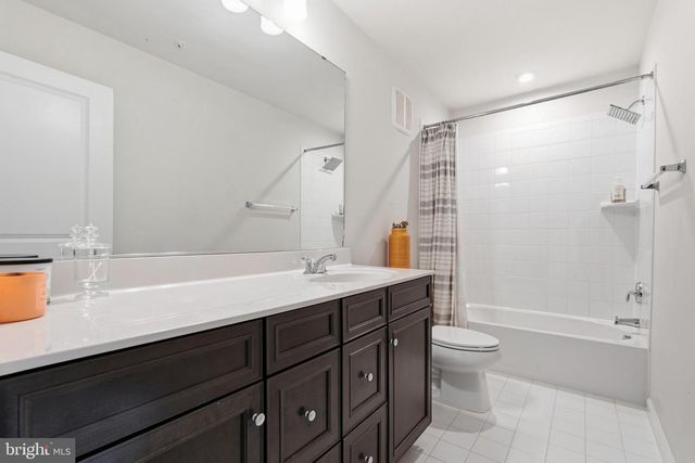 10418 JOHN GLENN ST, Lanham, MD 20706