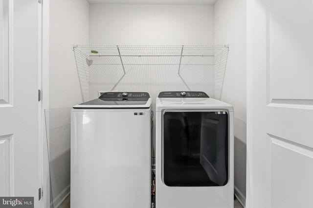 10418 JOHN GLENN ST, Lanham, MD 20706