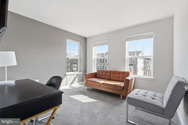 10418 JOHN GLENN ST, Lanham, MD 20706