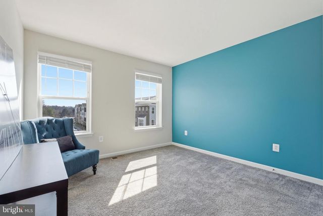 10418 JOHN GLENN ST, Lanham, MD 20706