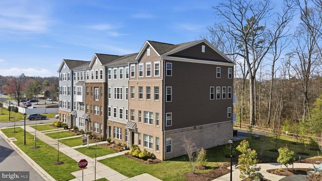 10418 JOHN GLENN ST, Lanham, MD 20706