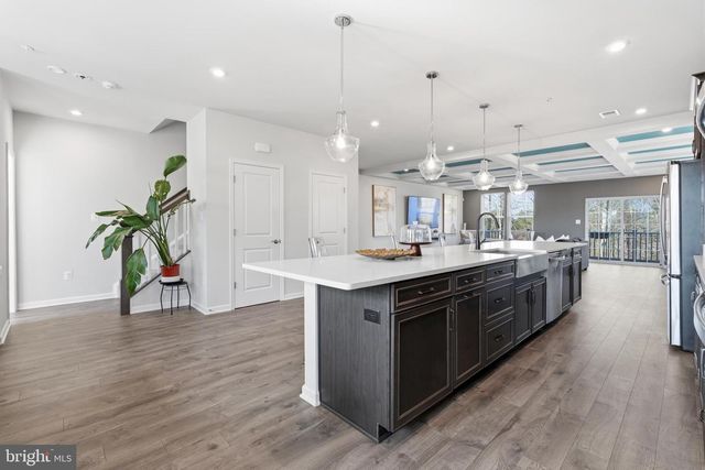 10418 JOHN GLENN ST, Lanham, MD 20706