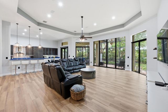 6983 Antinori Lane, Boynton Beach, FL 33437