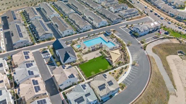 212 Perennial Place, Fallbrook, CA 92028