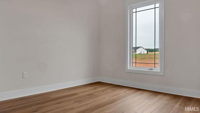 7605 W Julia Drive, Ellettsville, IN 47429