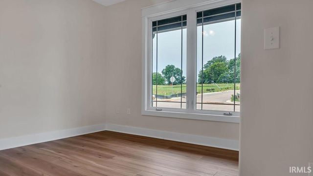 7605 W Julia Drive, Ellettsville, IN 47429