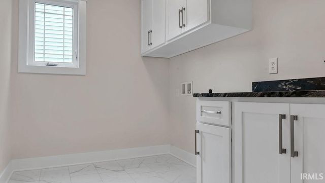 7605 W Julia Drive, Ellettsville, IN 47429