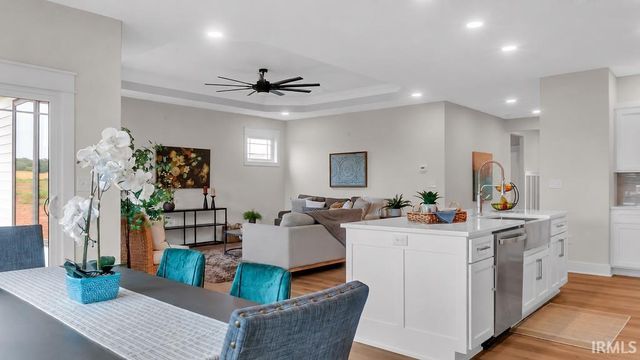 7605 W Julia Drive, Ellettsville, IN 47429
