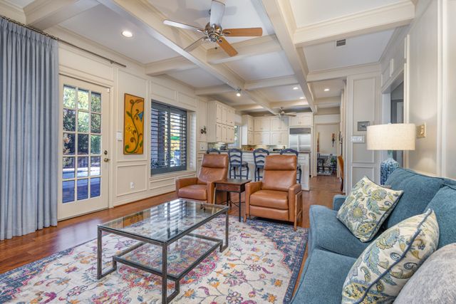 1103 Findlay Drive, Arlington, TX 76012