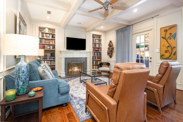 1103 Findlay Drive, Arlington, TX 76012