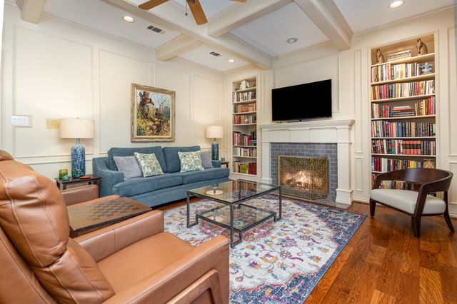 1103 Findlay Drive, Arlington, TX 76012