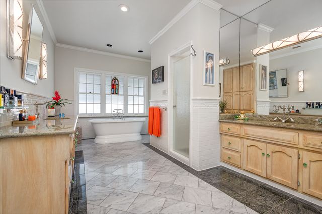 1103 Findlay Drive, Arlington, TX 76012