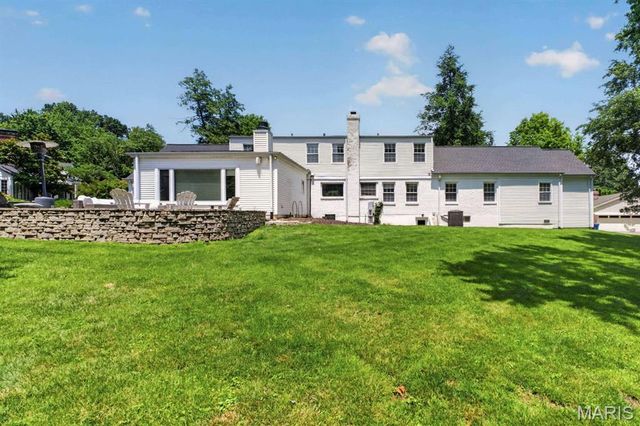6 Exmoor Drive, Ladue, MO 63124