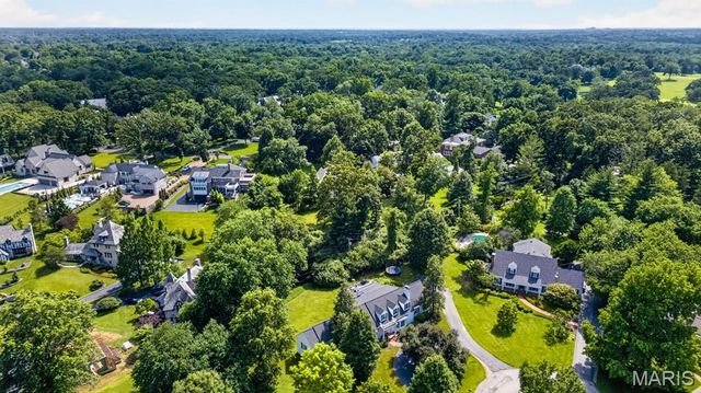 6 Exmoor Drive, Ladue, MO 63124