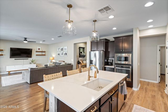 10772 W Whitehorn Way, Peoria, AZ 85383