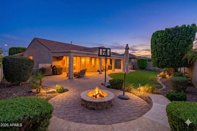 10772 W Whitehorn Way, Peoria, AZ 85383