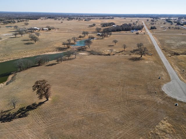 141 Woodbridge Boulevard, Bowie, TX 76230