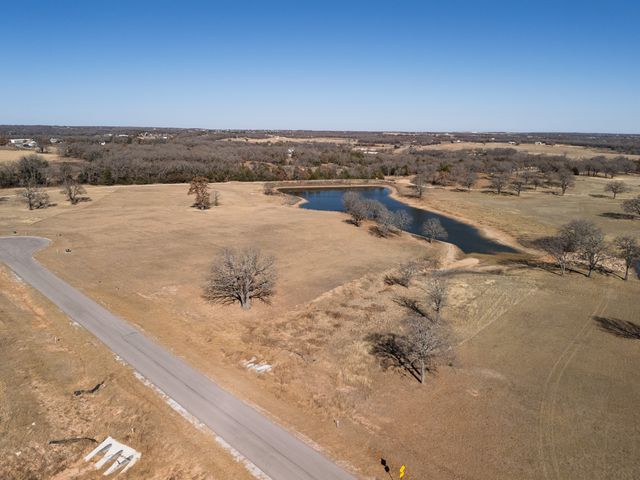 141 Woodbridge Boulevard, Bowie, TX 76230