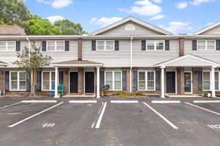 1713 Boone Hall Drive 1082, Charleston, SC 29407