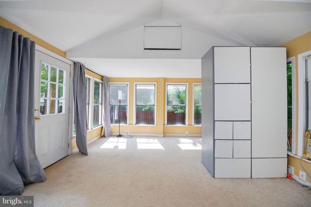 6630 CORNELL DR, Alexandria, VA 22307