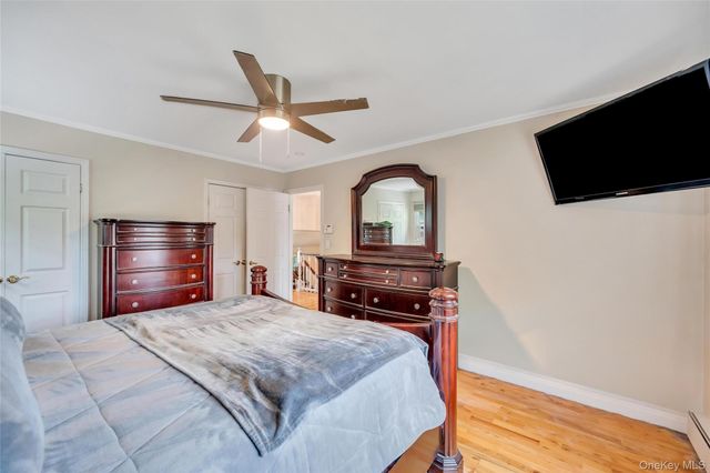11 Ann Court, North Babylon, NY 11703