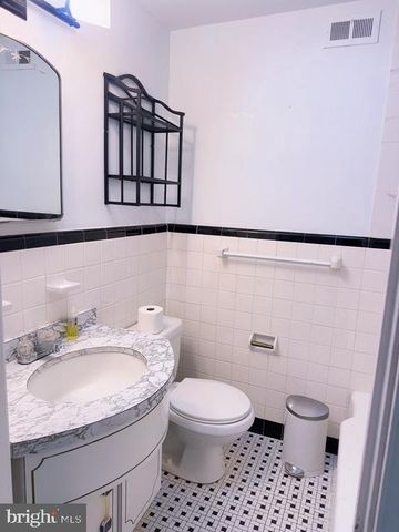 7404 BROUS AVE, Philadelphia, PA 19152