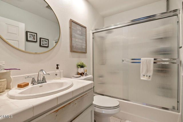 4733 Penrose Avenue, Moorpark, CA 93021