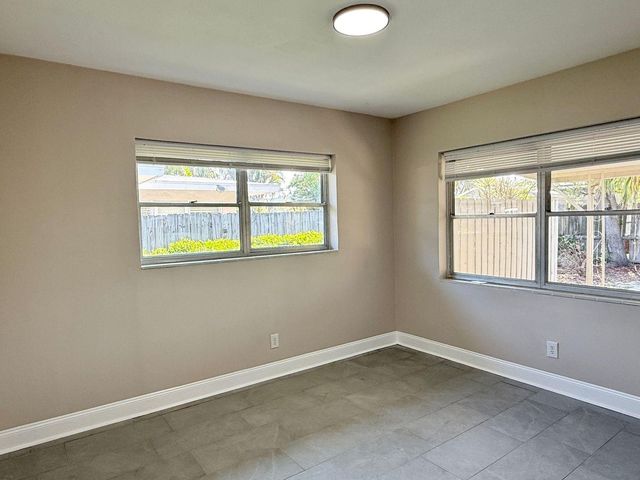 2489 DEL RIO WAY, Dunedin, FL 34698