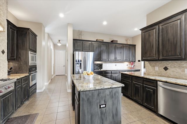 8571 Navisota Drive, Lantana, TX 76226