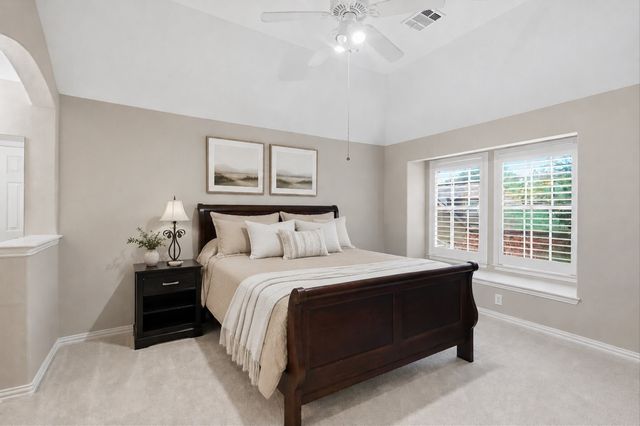 8571 Navisota Drive, Lantana, TX 76226