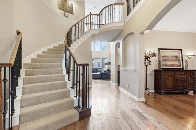 8571 Navisota Drive, Lantana, TX 76226