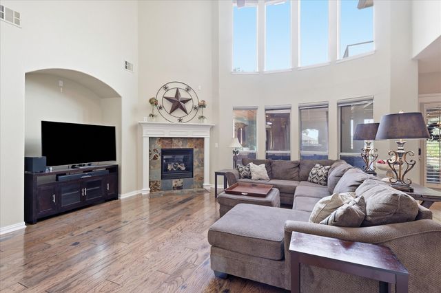 8571 Navisota Drive, Lantana, TX 76226
