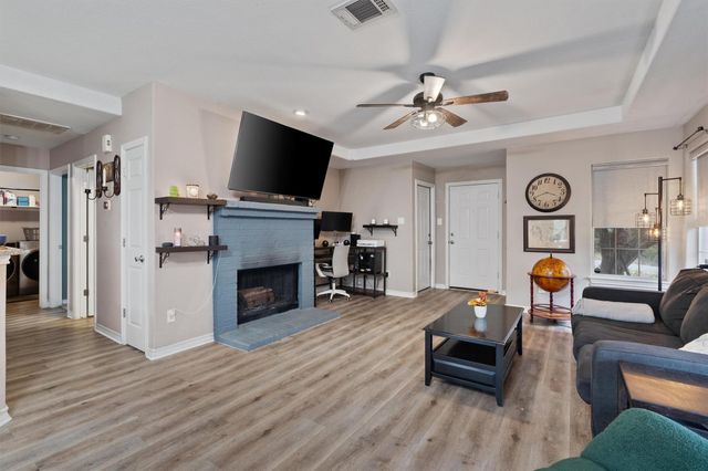21718 Ticonderoga Ave, Lago Vista, TX 78645
