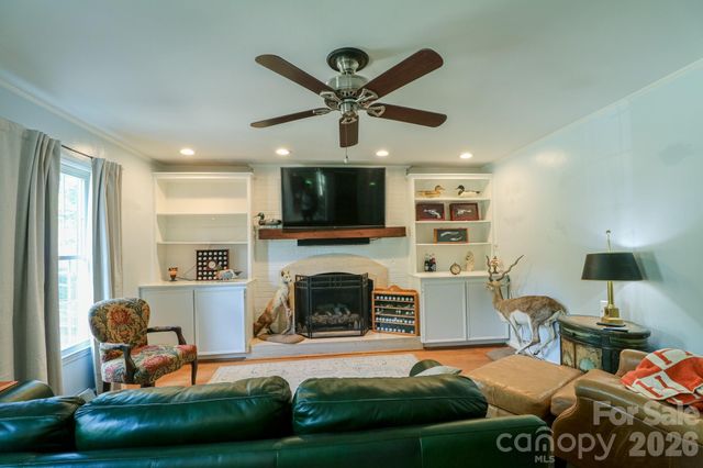 120 Wellington Drive, Salisbury, NC 28144