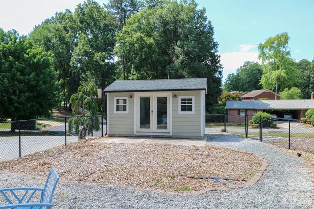 120 Wellington Drive, Salisbury, NC 28144